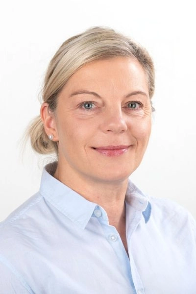 fullar eszter